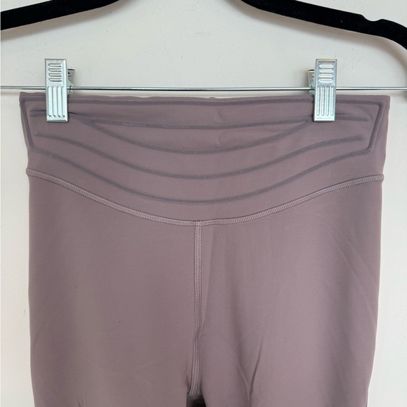 lululemon Get In Line Super High Rise Leggings size 6 - Picture 5 of 7